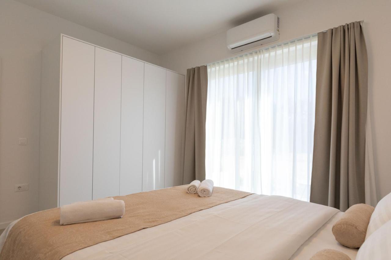 Luxury House Natanel Βίλα Škrip Εξωτερικό φωτογραφία