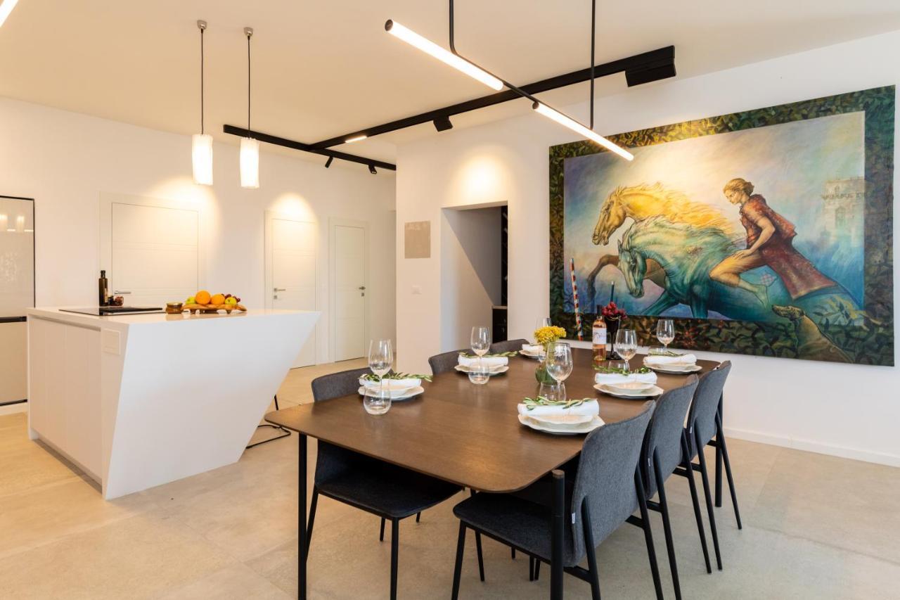 Luxury House Natanel Βίλα Škrip Εξωτερικό φωτογραφία