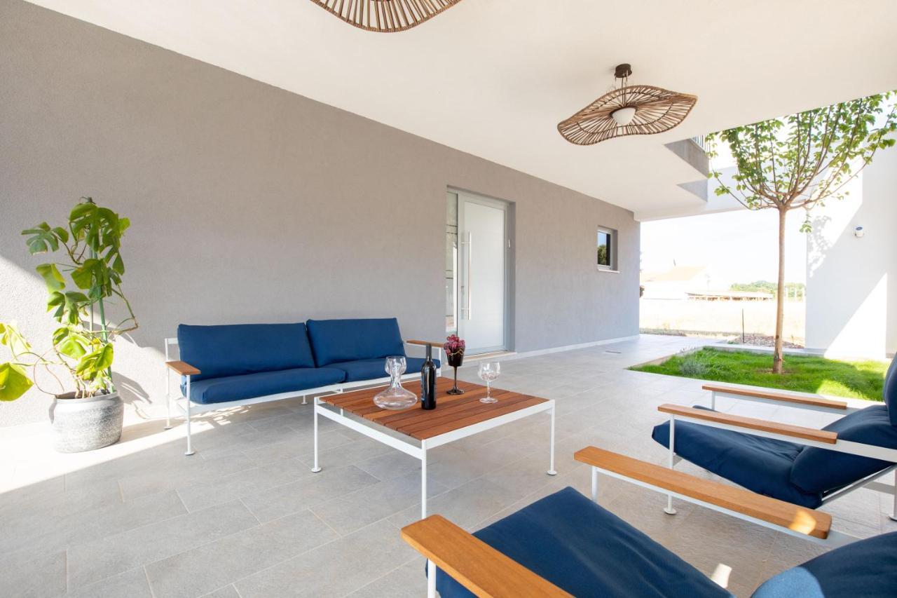 Luxury House Natanel Βίλα Škrip Εξωτερικό φωτογραφία