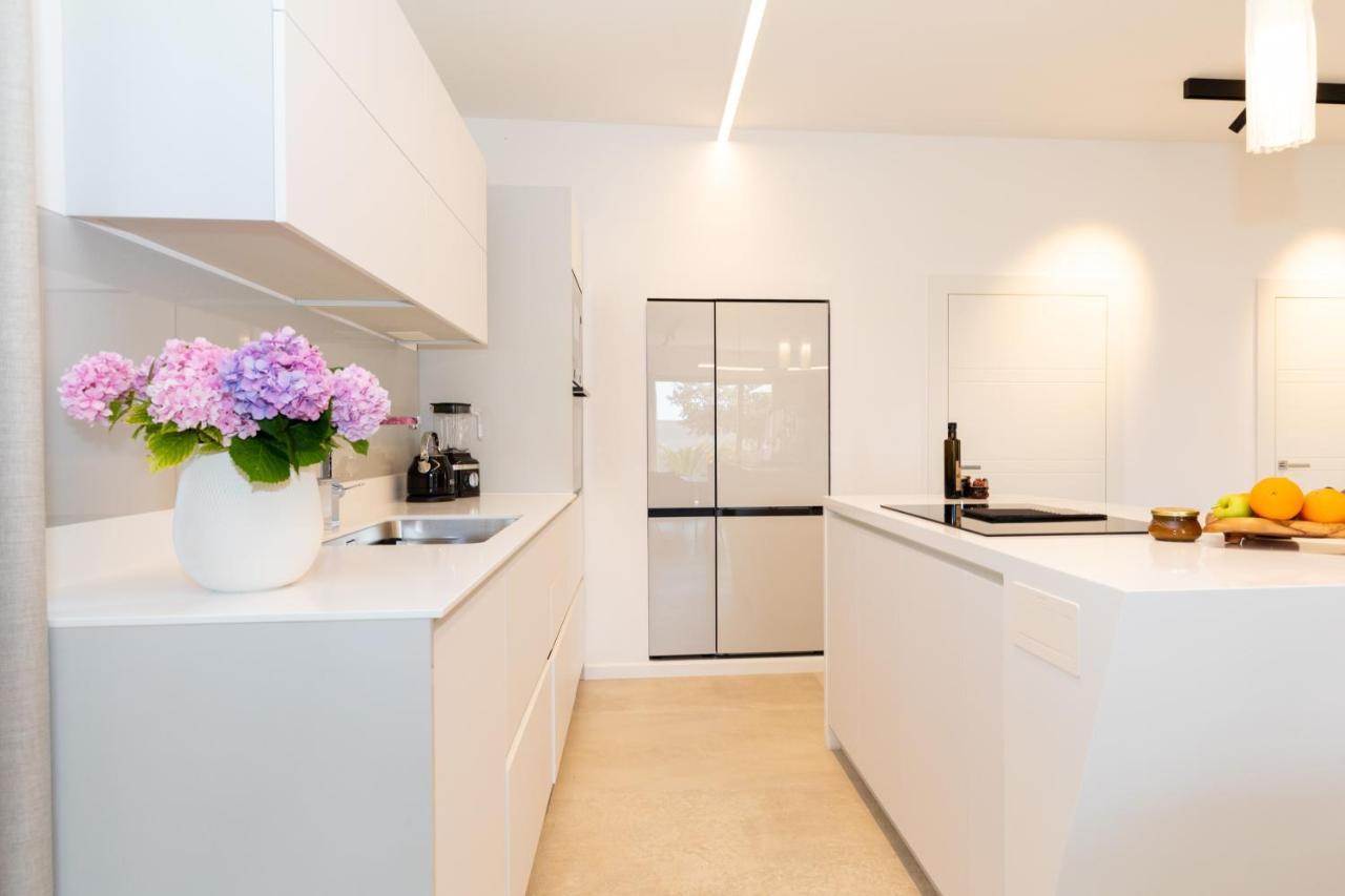Luxury House Natanel Βίλα Škrip Εξωτερικό φωτογραφία