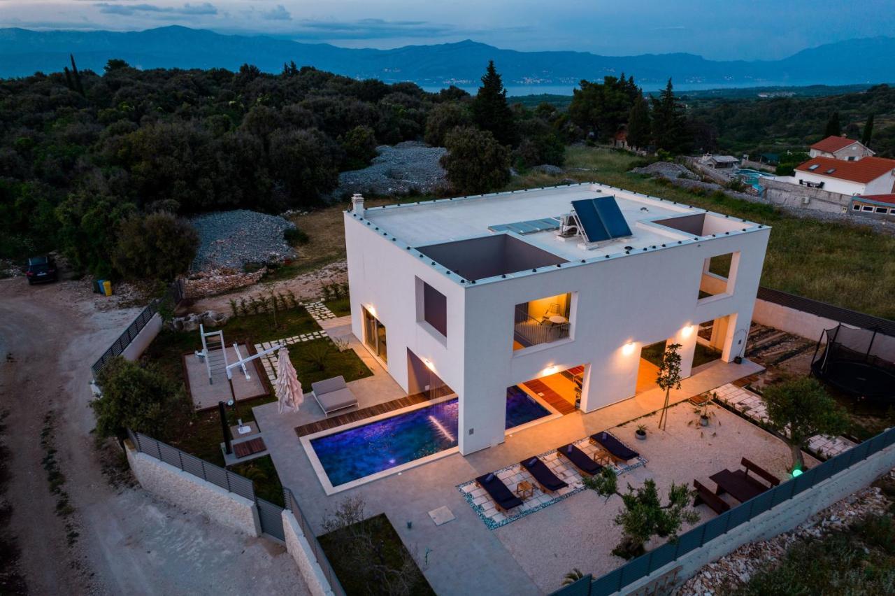 Luxury House Natanel Βίλα Škrip Εξωτερικό φωτογραφία
