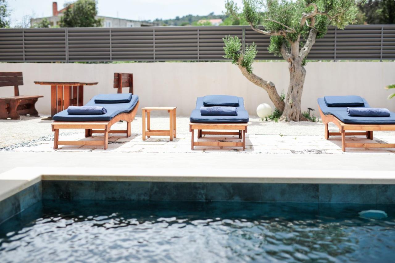 Luxury House Natanel Βίλα Škrip Εξωτερικό φωτογραφία